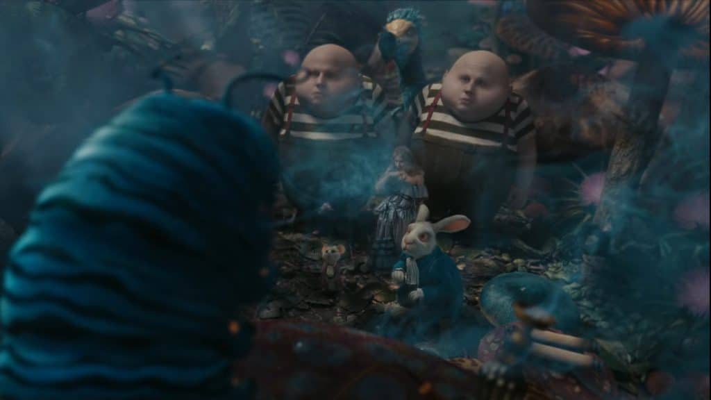 Una escena de la película Alicia en el país de las maravillas.